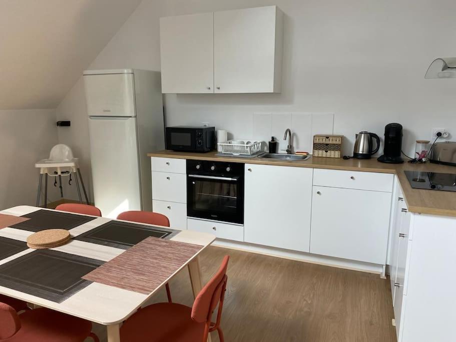 Appartement Emy Spacieux Et Lumineux Sedan Zewnętrze zdjęcie